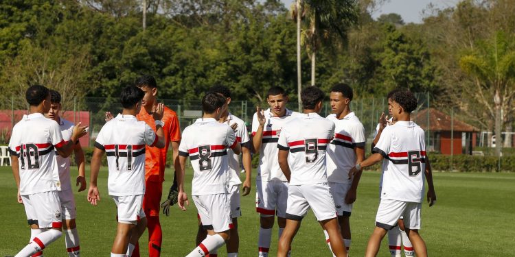 São Paulo F.C. – Sub-17 visita o Juventus pelo jogo de ida das quartas do Paulista