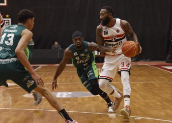São Paulo F.C. – Basquete Tricolor vence o Bauru e se classifica para a semifinal do Paulista