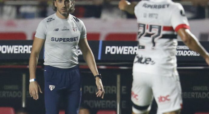 São Paulo F.C. – Zubeldía analisa atuação da equipe após duelo com o Botafogo pela CONMEBOL Libertadores