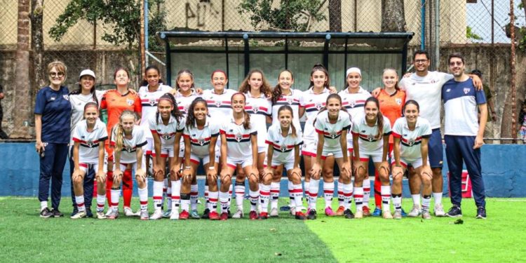 São Paulo F.C. – Sub-15 goleia Estrela de Guarulhos na quarta rodada da Paulista Cup São Paulo F.C. – Sub-15 goleia Estrela de Guarulhos na quarta rodada da Paulista Cup