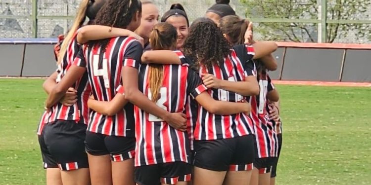São Paulo F.C. – Base Feminina Sub-17 encerra a primeira fase do Paulista com empate e classificação São Paulo F.C. – Base Feminina Sub-17 encerra a primeira fase do Paulista com empate e classificação