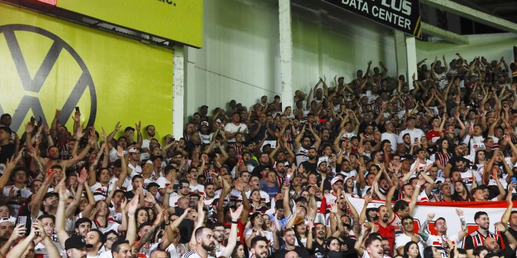 São Paulo F.C. – Tricolor visita o Criciúma pelo Brasileirão São Paulo F.C. – Tricolor visita o Criciúma pelo Brasileirão