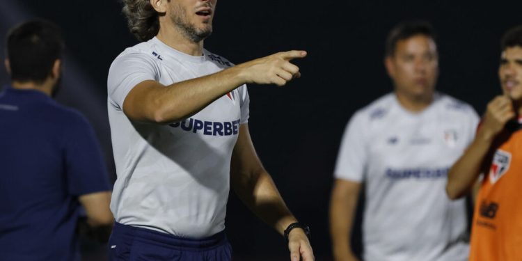 São Paulo F.C. – Zubeldía projeta fim de temporada positivo