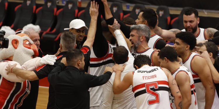 São Paulo F.C. – Contra o Mogi, Basquete Tricolor busca manter sequência de invencibilidade São Paulo F.C. – Contra o Mogi, Basquete Tricolor busca manter sequência de invencibilidade