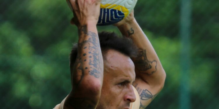 São Paulo F.C. – Tricolor finaliza preparação para duelo em Criciúma São Paulo F.C. – Tricolor finaliza preparação para duelo em Criciúma