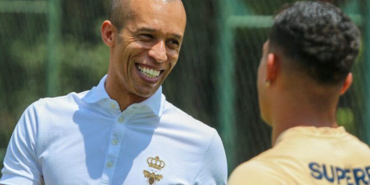 São Paulo F.C. – Elenco se reapresenta com a visita de Miranda