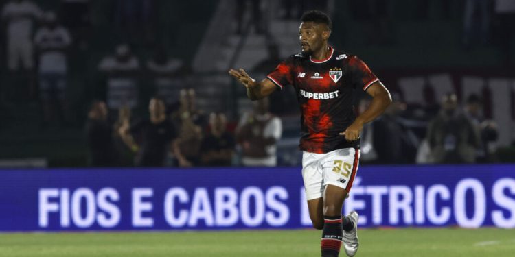São Paulo F.C. – Sabino exalta companheiros, e Lucas reforça principal objetivo até o fim do ano