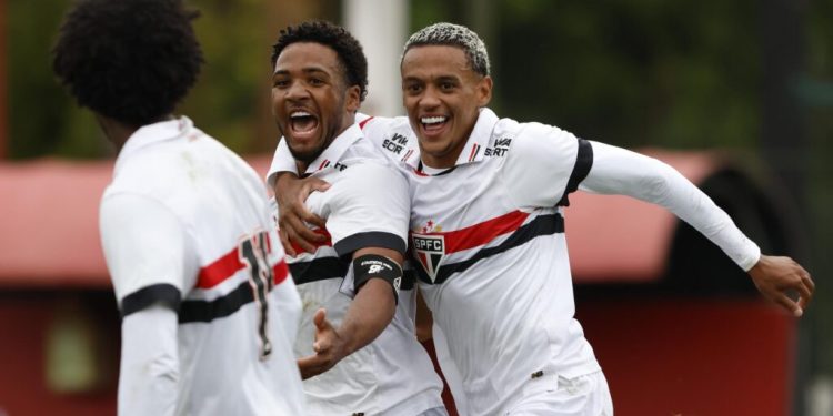 São Paulo F.C. – Sub-20 visita Tuna Luso pela ida das quartas da Copa do Brasil São Paulo F.C. – Sub-20 visita Tuna Luso pela ida das quartas da Copa do Brasil