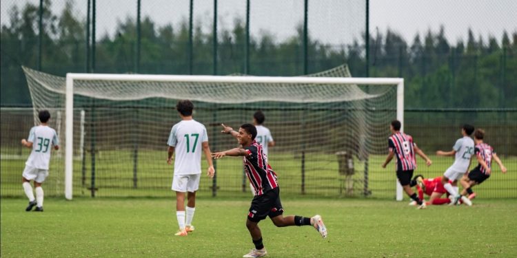 São Paulo F.C. – Sub-16 vence e vai à semifinal da Hooray Cup