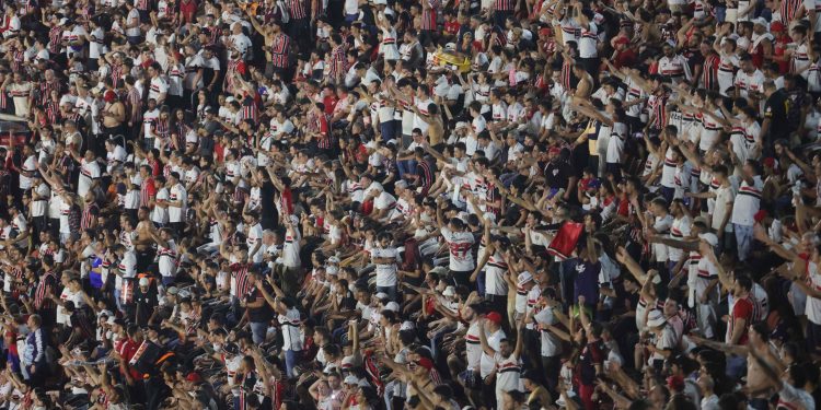 São Paulo F.C. – No retorno ao MorumBIS, Tricolor recebe o Athletico Paranaense São Paulo F.C. – No retorno ao MorumBIS, Tricolor recebe o Athletico Paranaense