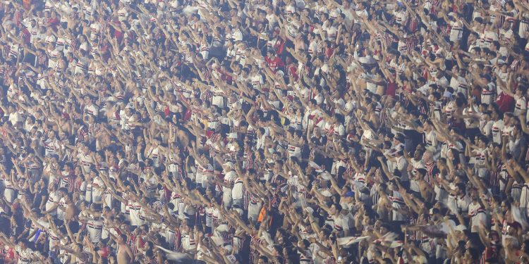 São Paulo F.C. – Garantido na fase de grupos da CONMEBOL Libertadores, Tricolor visita o Grêmio