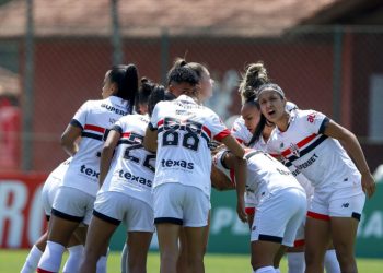 São Paulo F.C. – São Paulo enfrenta o Corinthians pelo jogo de ida da semifinal do Paulistão Feminino