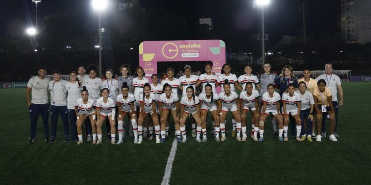 São Paulo F.C. – São Paulo Feminino Sub-20 estreia com vitória sobre o Vila Nova na Copinha São Paulo F.C. – São Paulo Feminino Sub-20 estreia com vitória sobre o Vila Nova na Copinha