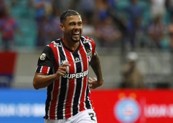 São Paulo F.C. – Fora de casa, Tricolor vence o Bahia no Brasileirão