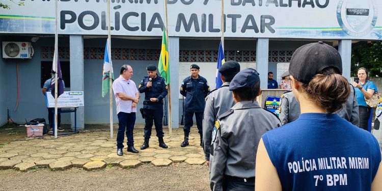 Deputado Pedro Fernandes reforça estrutura do projeto “Renovar” da Polícia Militar Mirim em Ariquemes Deputado Pedro Fernandes reforça estrutura do projeto “Renovar” da Polícia Militar Mirim em Ariquemes