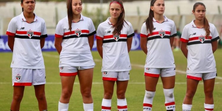 São Paulo F.C. – Feminino Sub-17 enfrenta o Corinthians pelo jogo de ida da semifinal do Paulistão São Paulo F.C. – Feminino Sub-17 enfrenta o Corinthians pelo jogo de ida da semifinal do Paulistão