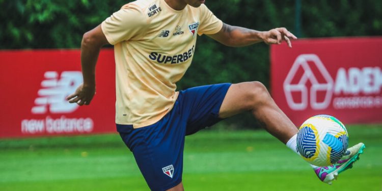 São Paulo F.C. – Tricolor realiza penúltimo treino antes do duelo com o Grêmio