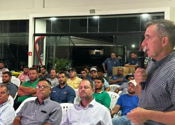 Daniel Tratores Agrícola promove palestra sobre fenação e inova com tecnologias da Kuhn em Ariquemes