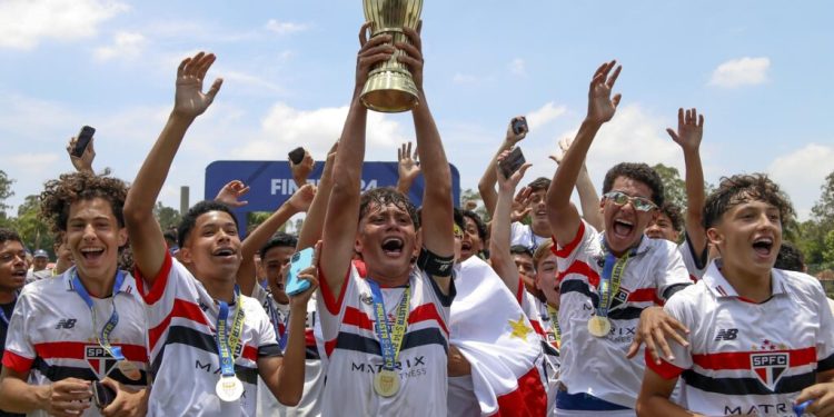 São Paulo F.C. – São Paulo é campeão do Paulista Sub-14 São Paulo F.C. – São Paulo é campeão do Paulista Sub-14