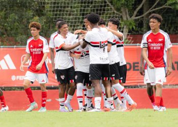 São Paulo F.C. – São Paulo vence Arsenal e avança em primeiro na Adidas Cup Sub-16