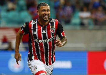 São Paulo F.C. – São Paulo define a negociação de Wellington Rato com o Vitória