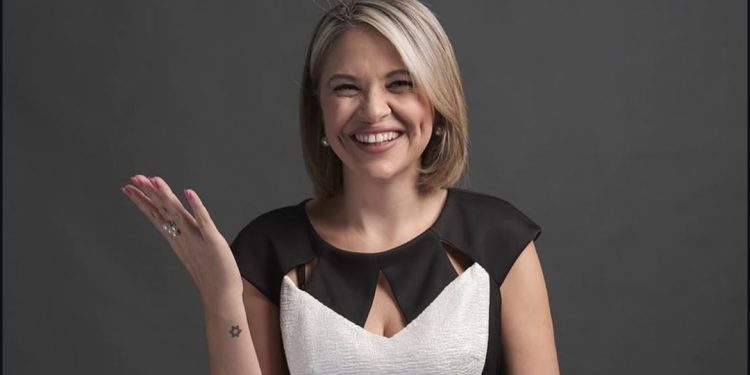 Vanessa Martinazzo inicia 2025 com sucesso no “Café Com Vanessa” na Rede TV! Tocantins