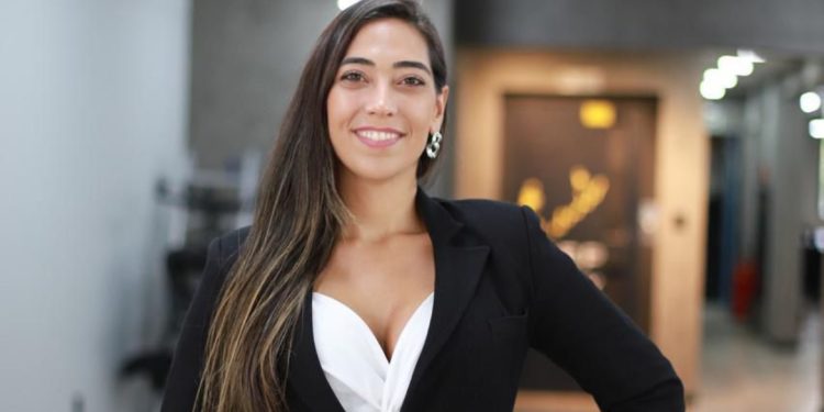 CEO da Mspherium, Cássia fala sobre liderança estratégica e inovação para a expansão da empresa. CEO da Mspherium, Cássia fala sobre liderança estratégica e inovação para a expansão da empresa.