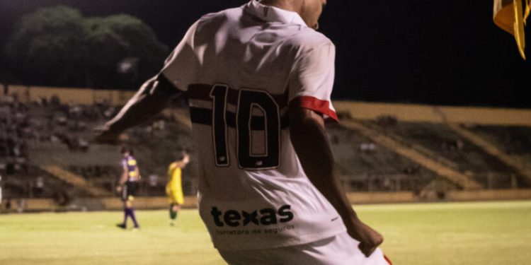 São Paulo F.C. – São Paulo goleia Picos (PI) e avança na Copinha São Paulo F.C. – São Paulo goleia Picos (PI) e avança na Copinha