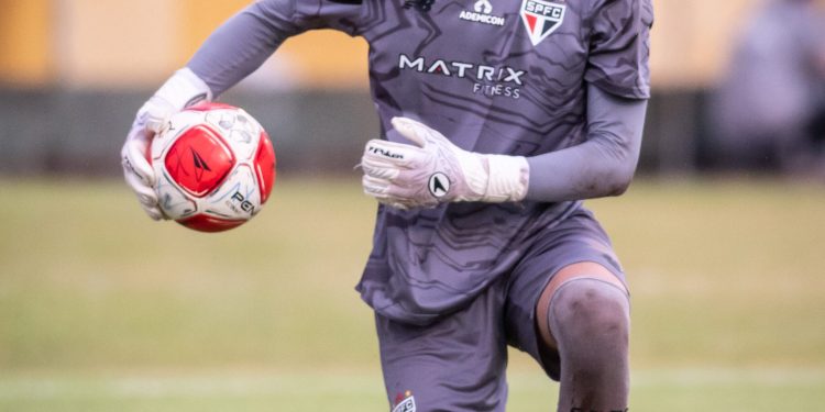 São Paulo F.C. – São Paulo vence o Fluminense nos pênaltis e está nas quartas de final da Copinha São Paulo F.C. – São Paulo vence o Fluminense nos pênaltis e está nas quartas de final da Copinha
