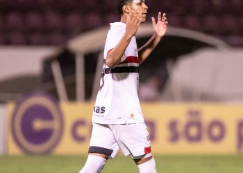 São Paulo F.C. – Autor dos gols da semifinal da Copinha, Ryan Francisco comemora a classificação para a final
