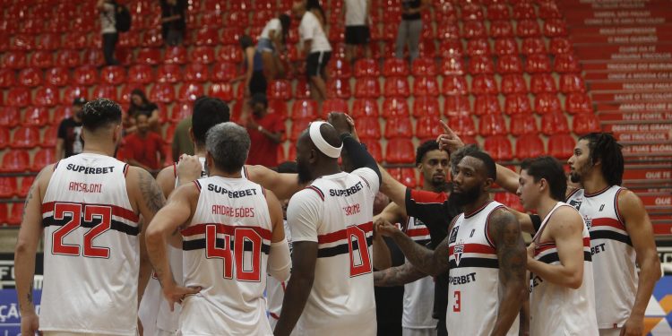 São Paulo F.C. – Basquete Tricolor é superado pelo São José no NBB São Paulo F.C. – Basquete Tricolor é superado pelo São José no NBB