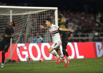 São Paulo F.C. – Oscar comemora vitória no Majestoso 