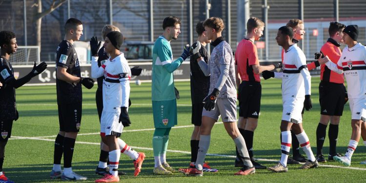 São Paulo F.C. – Sub-19 vence o VfB Stuttgart em amistoso na Alemanha São Paulo F.C. – Sub-19 vence o VfB Stuttgart em amistoso na Alemanha
