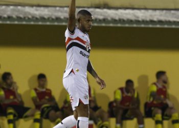 São Paulo F.C. – São Paulo vence o São Bernardo e vai às quartas como líder do grupo no Paulistão