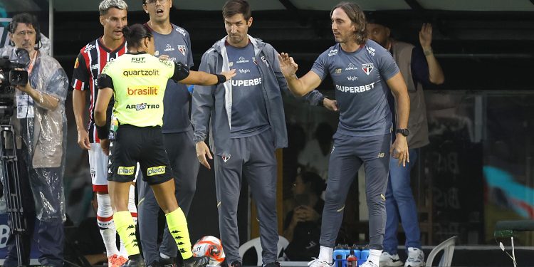 São Paulo F.C. – Zubeldía avalia derrota do São Paulo em Bragança Paulista
