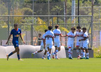 São Paulo F.C. – São Paulo goleia o RB Leipzig por 5 a 0 no 1º dia da Bull’s Cup Sub-16