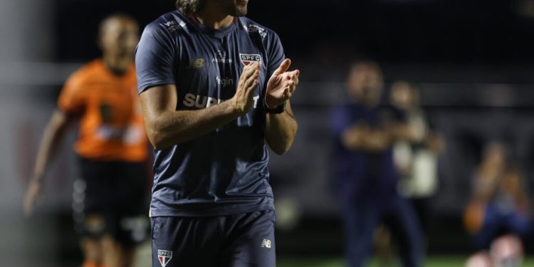 São Paulo F.C. – Zubeldía celebra ofensividade após goleada em casa