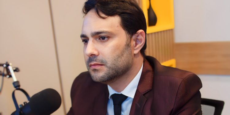 Dr. Pompilio Donato Analisa os Desafios e Impactos da Reforma Tributária no Brasil. Dr. Pompilio Donato Analisa os Desafios e Impactos da Reforma Tributária no Brasil.