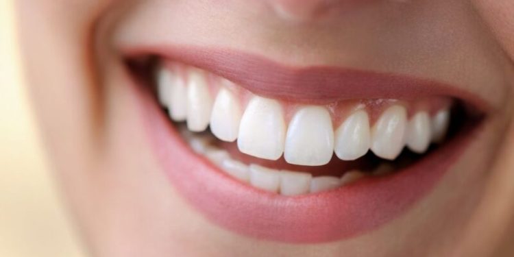 Dr. Wagner Calmon fala sobre a importância da revitalização do sorriso