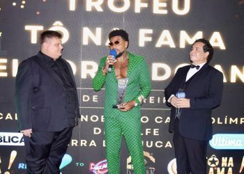 Troféu‘Tô Na Fama’ Melhores do Ano 2025 reúne celebridades no Rio de Janeiro