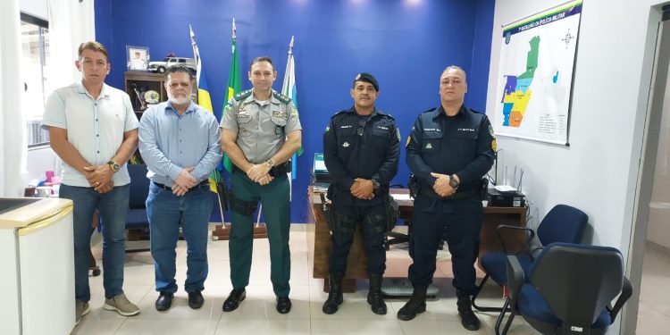 Vereador Joaquim Sereno avança nas tratativas para levar o projeto Polícia Mirim a Monte Negro