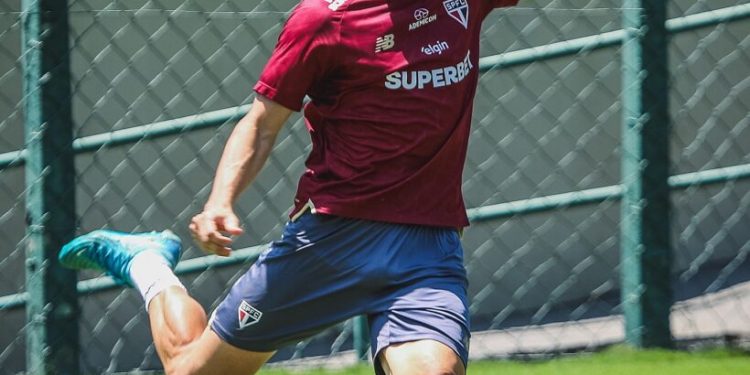 São Paulo F.C. – Elenco treina para o clássico com o Palmeiras