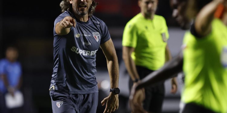 São Paulo F.C. – Entrevista coletiva pós-jogo: Luis Zubeldía
