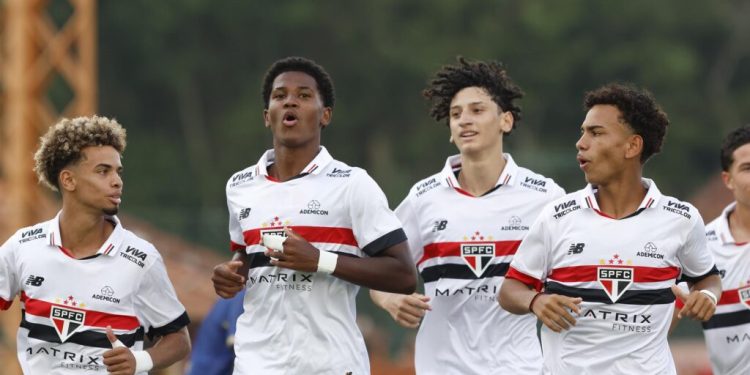 São Paulo F.C. – São Paulo avança para as oitavas de final da Copa do Brasil Sub-17 São Paulo F.C. – São Paulo avança para as oitavas de final da Copa do Brasil Sub-17