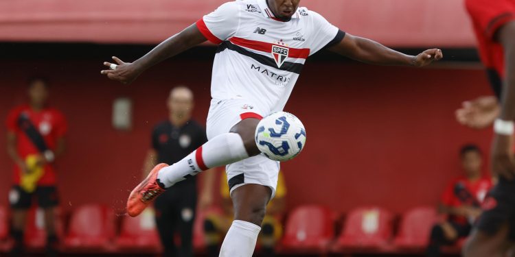 São Paulo F.C. – Em Cotia, Sub-20 enfrenta o Santos pelo Brasileiro São Paulo F.C. – Em Cotia, Sub-20 enfrenta o Santos pelo Brasileiro