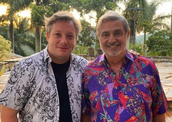 Em noite romântica, Felipe Menegat se apresenta em charmoso hotel de São Roque