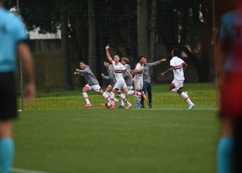São Paulo F.C. – Em Curitiba, Sub-17 vence o Athletico-PR pela ida das oitavas da Copa do Brasil