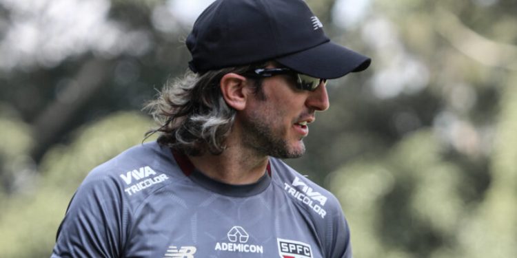 São Paulo F.C. – Elenco realiza mais um treino com foco na estreia do Brasileirão