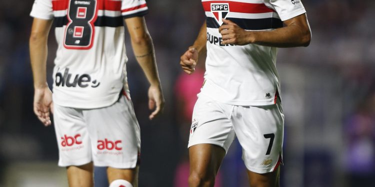 São Paulo F.C. – No MorumBIS, São Paulo vence o Novorizontino e avança à semifinal do Paulistão 