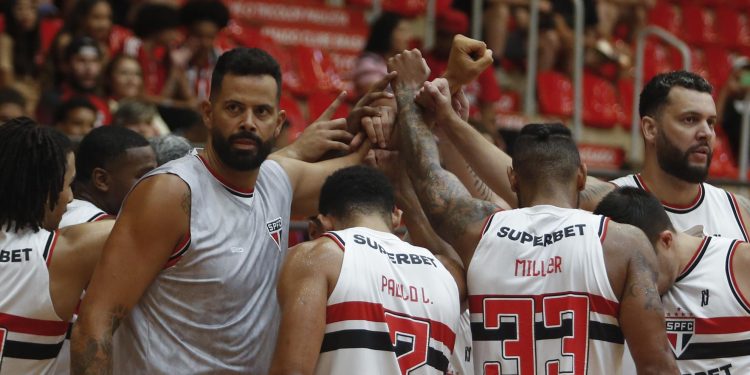 São Paulo F.C. – Pelo NBB, Basquete Tricolor perde para o Fortaleza São Paulo F.C. – Pelo NBB, Basquete Tricolor perde para o Fortaleza